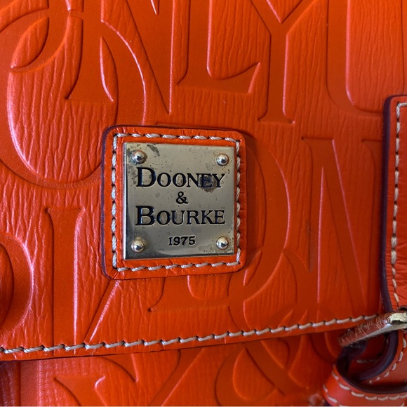 Dooney Bourke Orange Retro Embossed Safari Crossbody Messenger Bag HTF Pristine - Picture 6 of 11